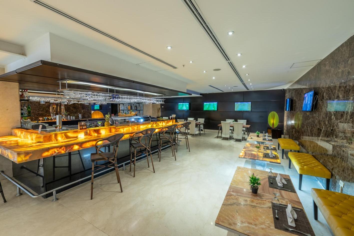 Hotel El By Faranda Grand